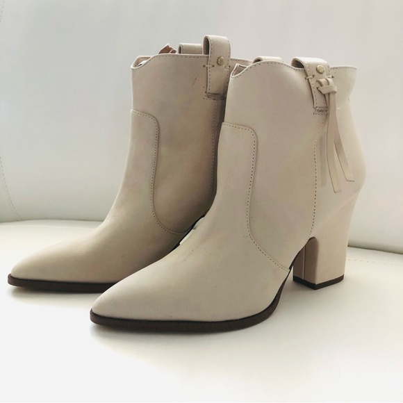 Sam Edelman Neomi Cream Pull-on Booties Sz 8 - Picture 5 of 15
